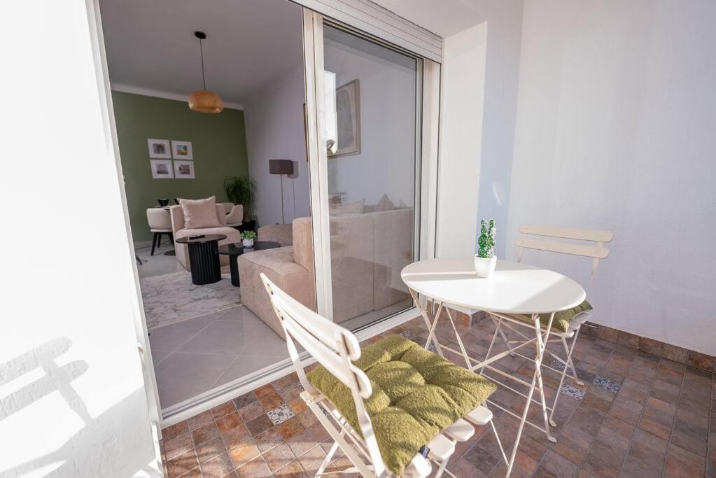 Tradition Meets Modern: 2Br Flat In Rabat Hassan Экстерьер фото